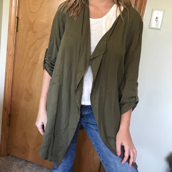 Very J Open Olive Green Cardigan Size Small - Picture 1 of 7
